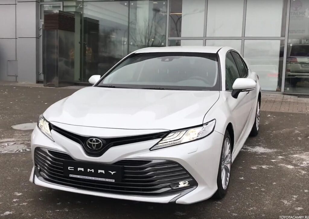 Фото 68 — Решетка радиатора для Toyota Camry
